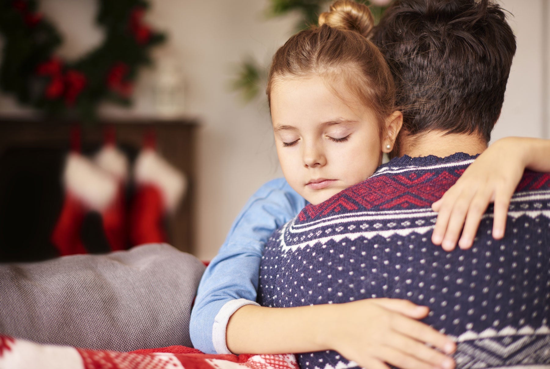 Gdy rodzice przekraczają granice, czyli jak dbać o emocje w Święta